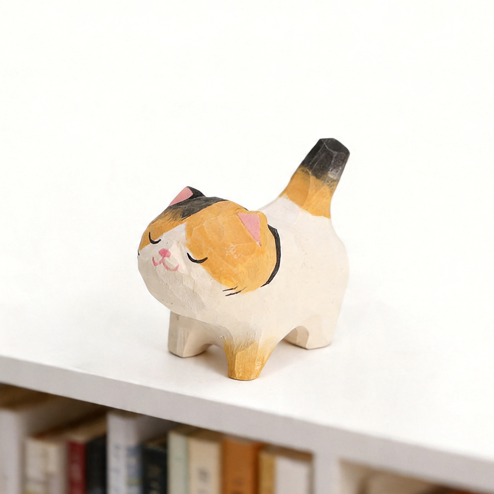 かわいいゴールデングラデーション猫の置物装飾木製オーナメント - Home Office Freelancer のレビューと価格